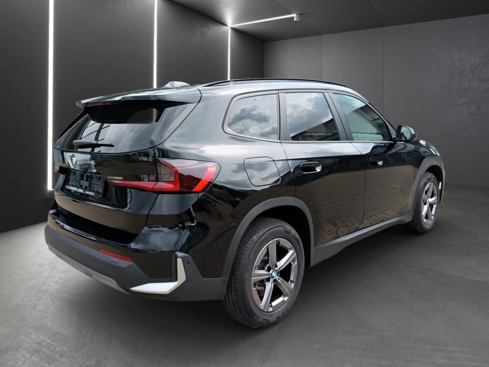 BMW X1 sDrive18d SPORTSITZE DKG SITZHZG KOMFORTZUGAN foto 5