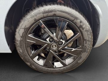 Fotografie des Opel Corsa F Kamera LED Sitzheizung Allwetterreifen
