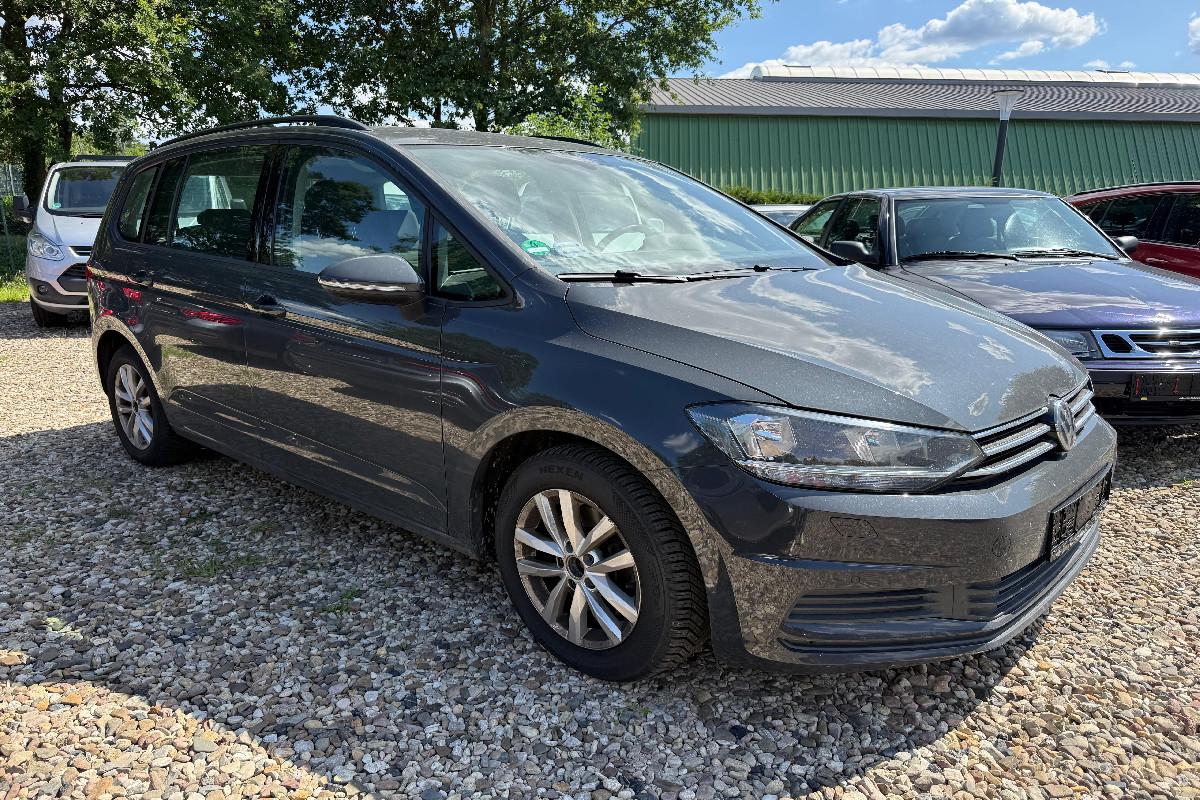 Volkswagen Touran  1.6 TDI - Navi-ACC-Massage-PDC-1.Hand