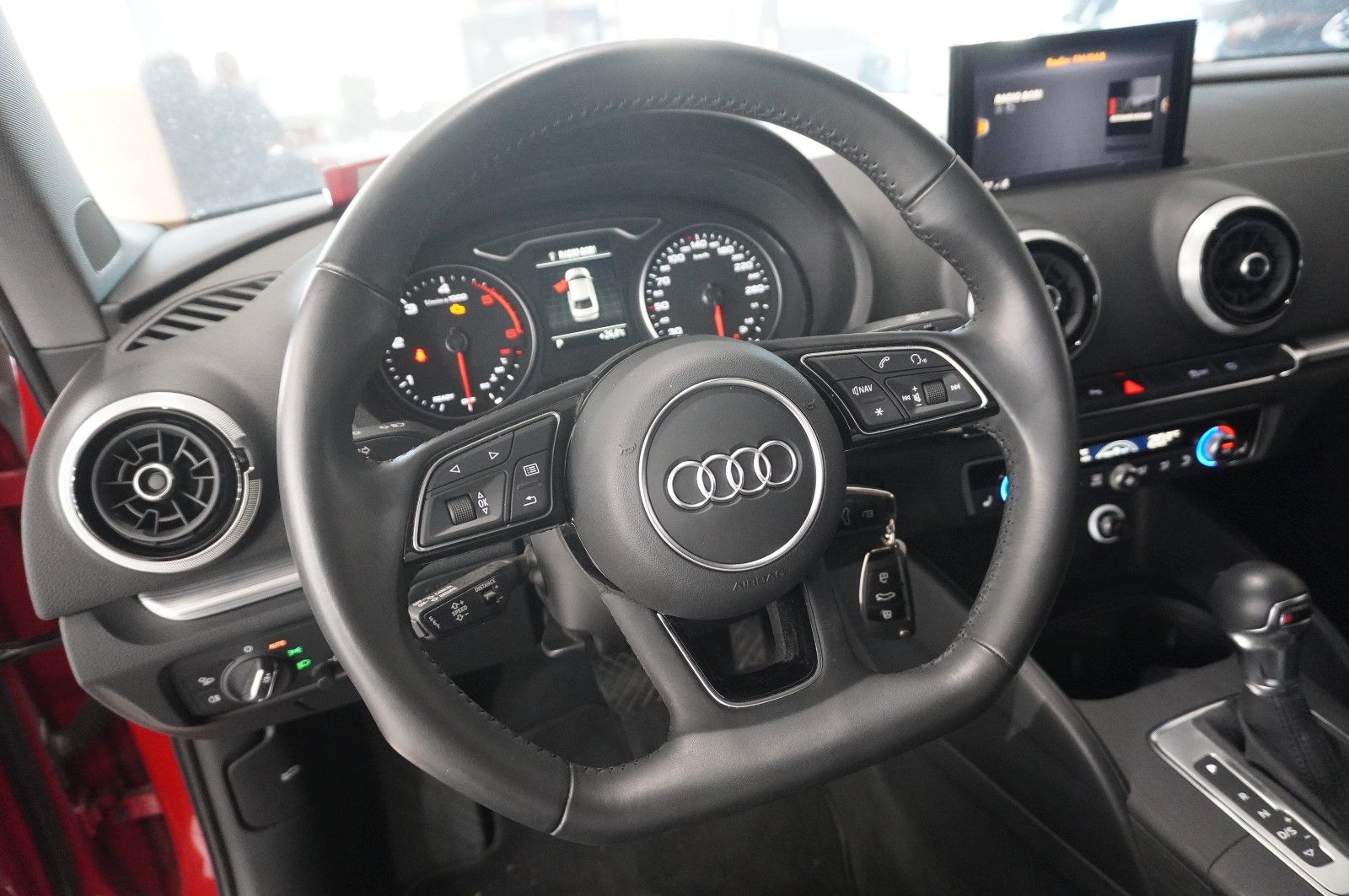 Fahrzeugabbildung Audi A3 LIM. 35 TDI S-TRONIC SPORT NAVI/SH/KAMERA/AHK