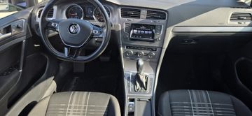 Volkswagen Golf - 12