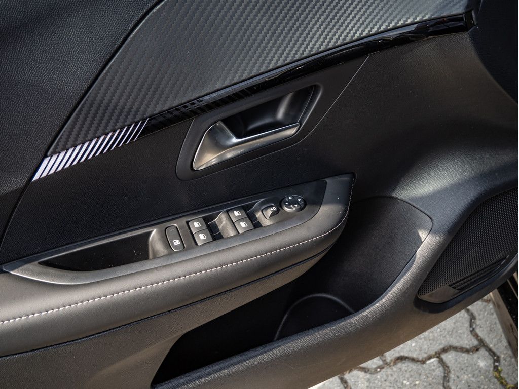 Peugeot 208 - Bild 22