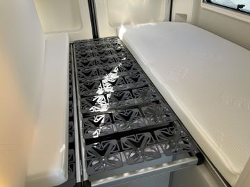 Westfalia Columbus 600 E 180 PS 8G  Skyview ACC Solar 