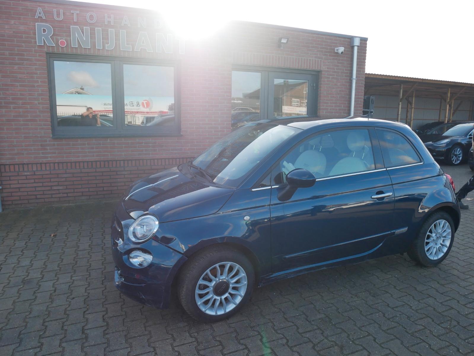 Fiat 500 Lounge Pano