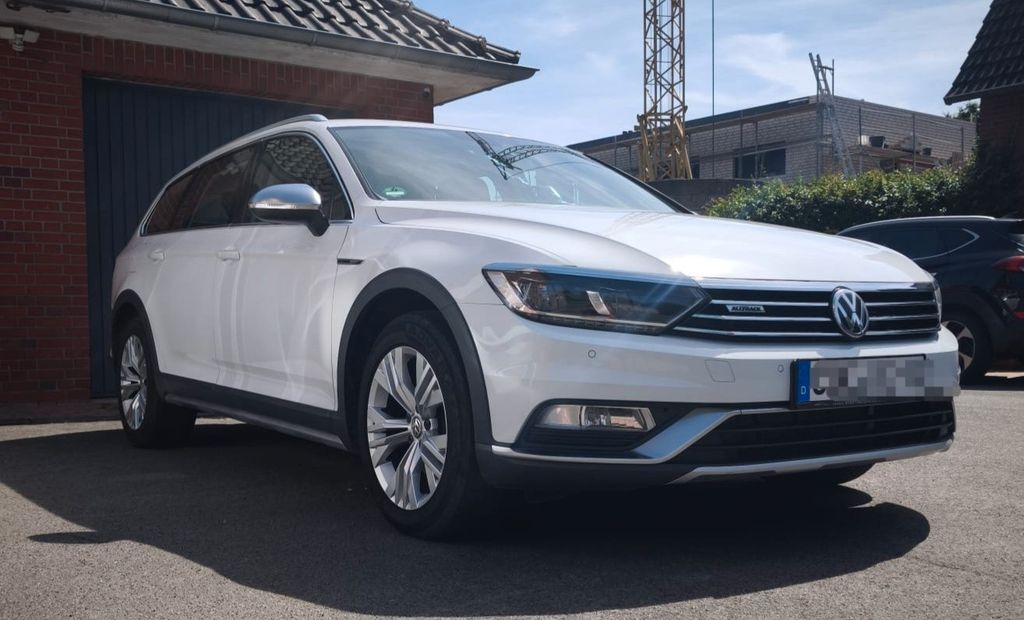 Image of Volkswagen Passat Alltrack