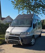 Peugeot Camper - silberne Peugeot Boxer