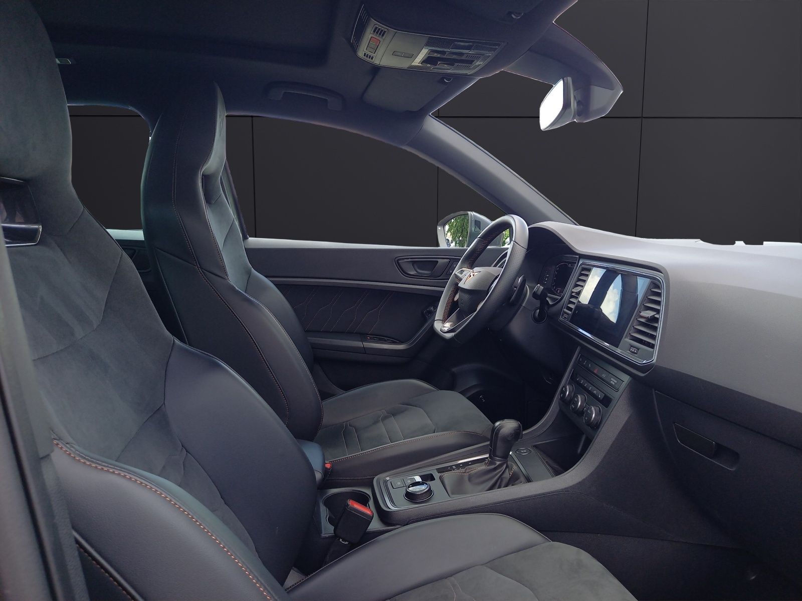 Fahrzeugabbildung CUPRA Ateca 4Drive 2.0 TSI DSG PANO BEATS ACC