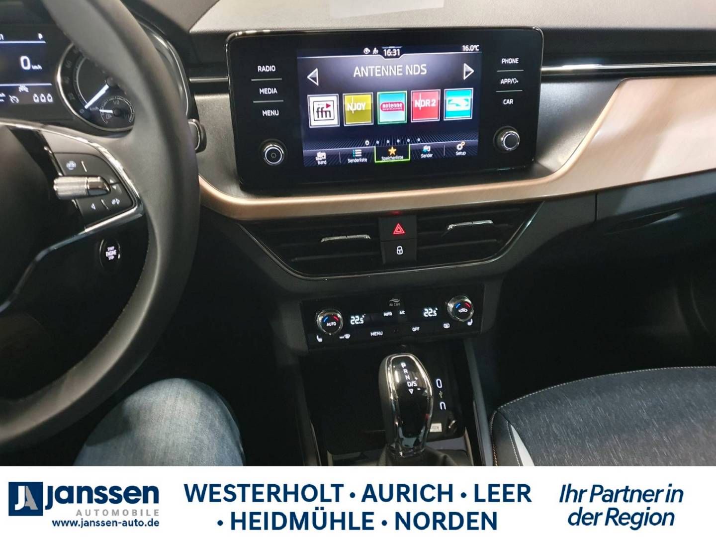 Fahrzeugabbildung SKODA Kamiq 1,0 TSI DSG Style