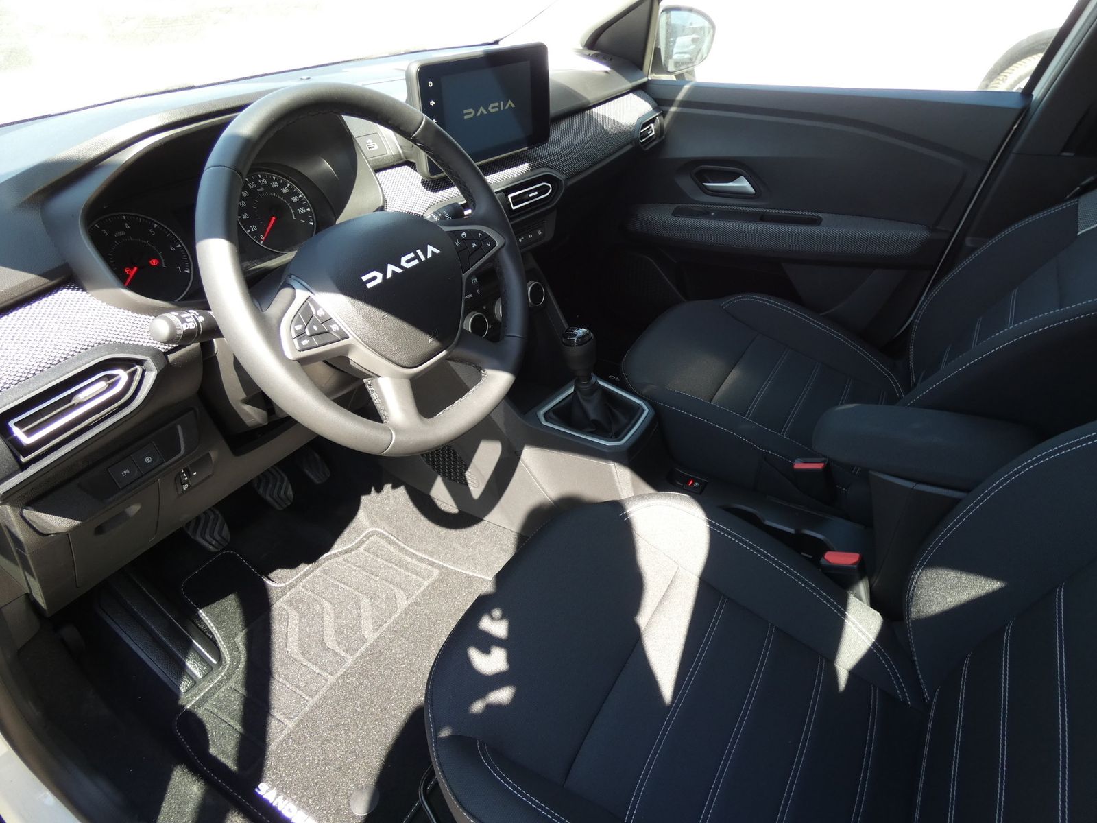 Dacia Sandero - Bild 12