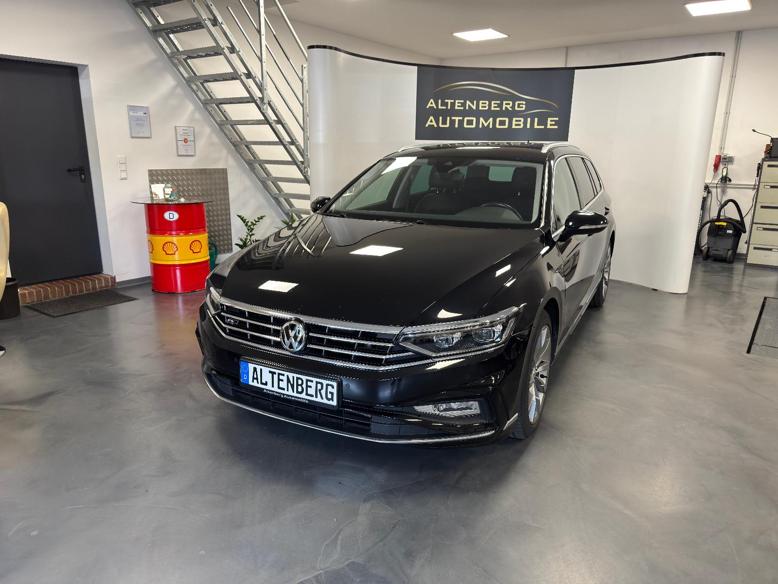 Volkswagen Passat Variant R-Line LED ACC AHK Kamera CarPlay