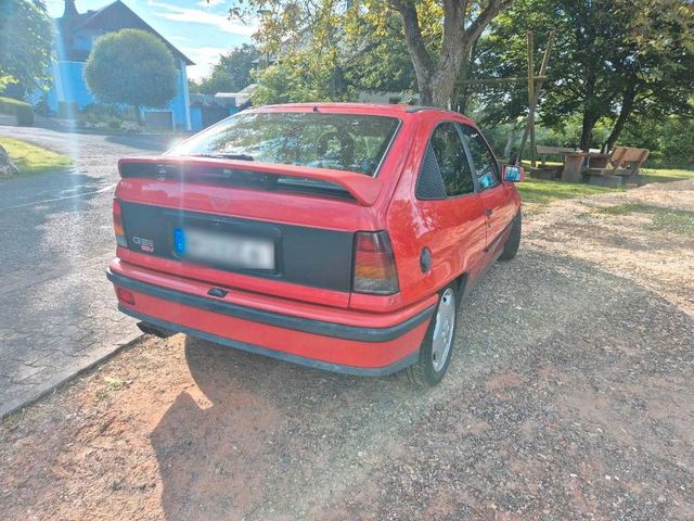 Opel Kadett GSI 16V original 773er rot