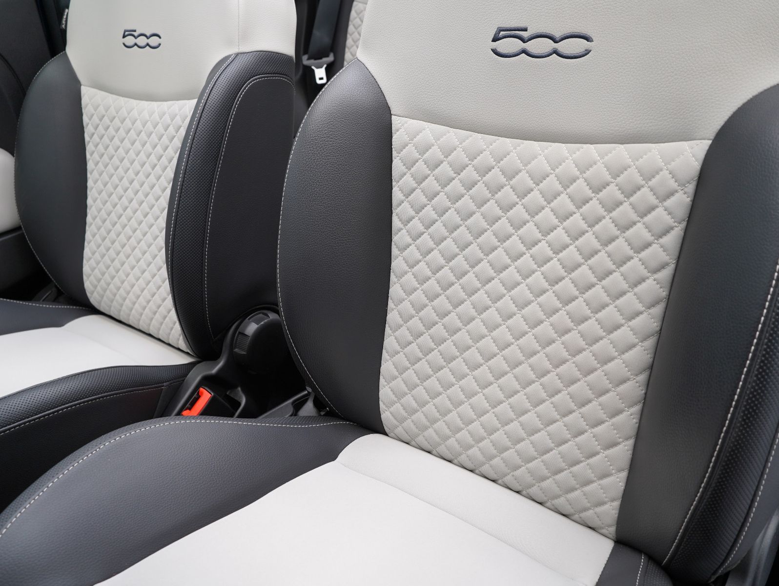 Fahrzeugabbildung Fiat 500C Dolcevita Cabrio