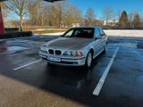 BMW E39 520i *SEHR GEPFLEGT*SCHIEBEDACH* - BMW 520 aus 1999: 520i