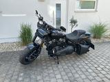 Harley-Davidson FAT BOB  - STREETFIGHTER