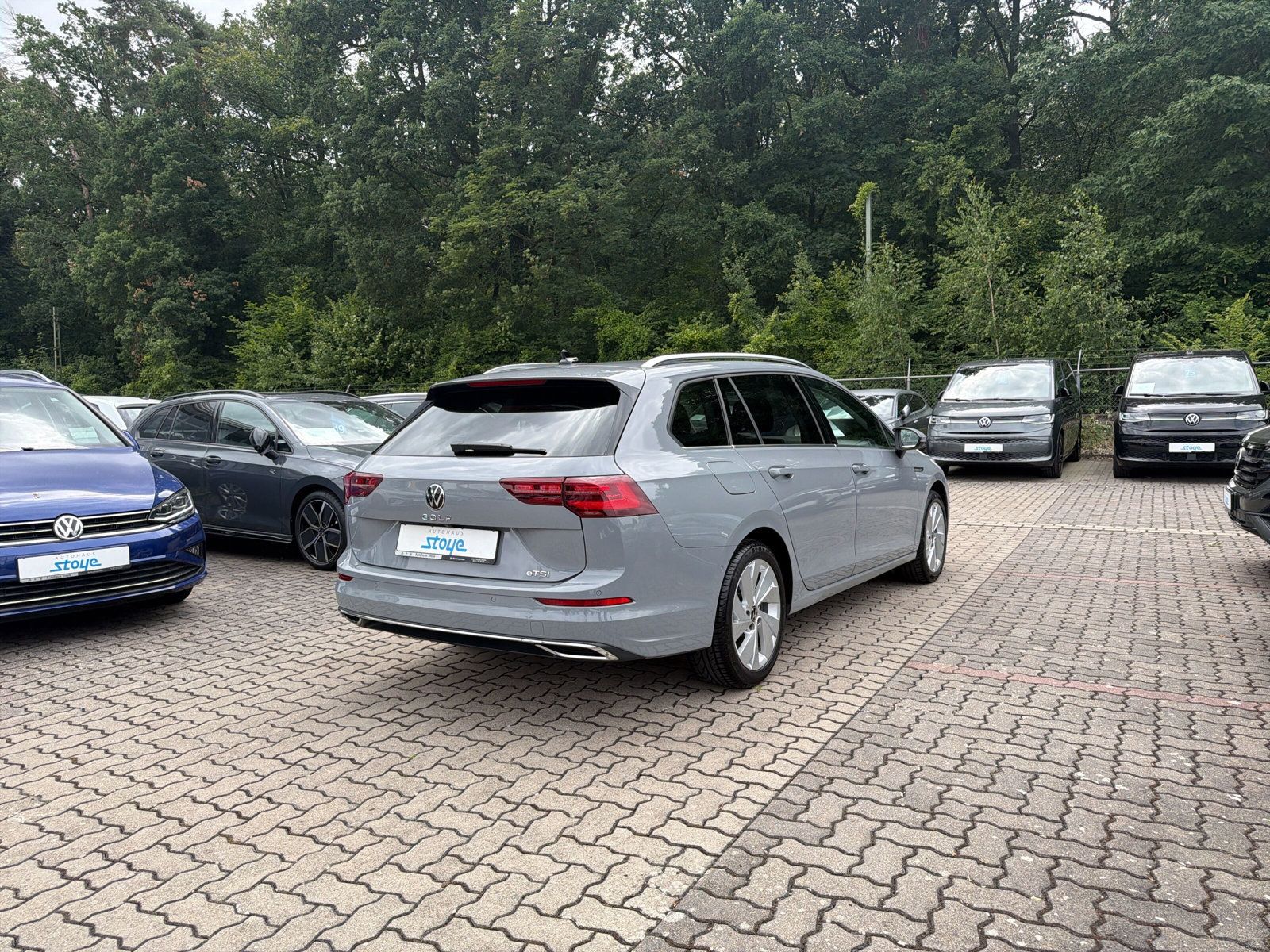 Golf Variant Style eTSI DSG Navi PANO Matrix AZV