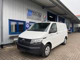Volkswagen T6.1 Transporter NAVI PDC CAR PLAY AHK VORB. - : Kleinbus, Transporter