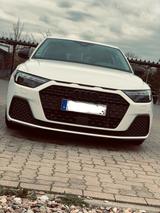 Audi A1 Sportback - Audi A4: Sportback