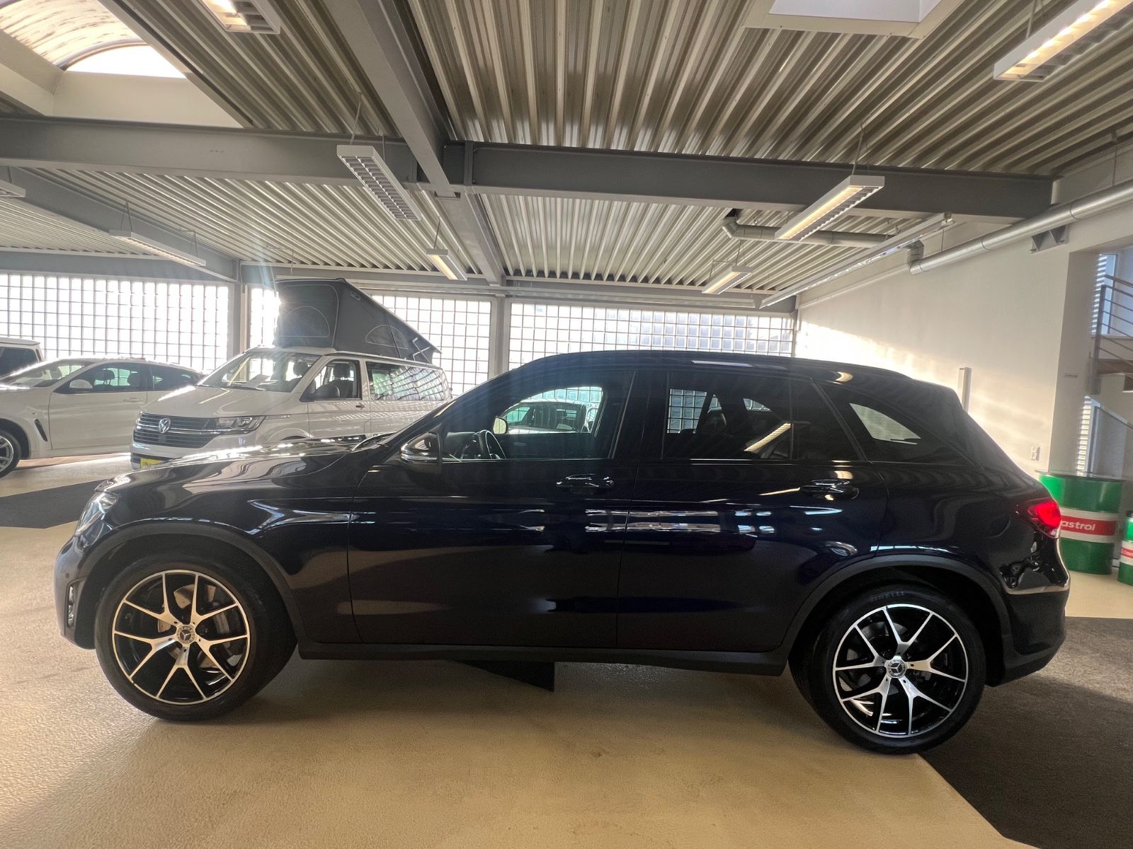 Fahrzeugabbildung Mercedes-Benz GLC 200 4Matic AMG LINE Night Pkaet *1.HAND*