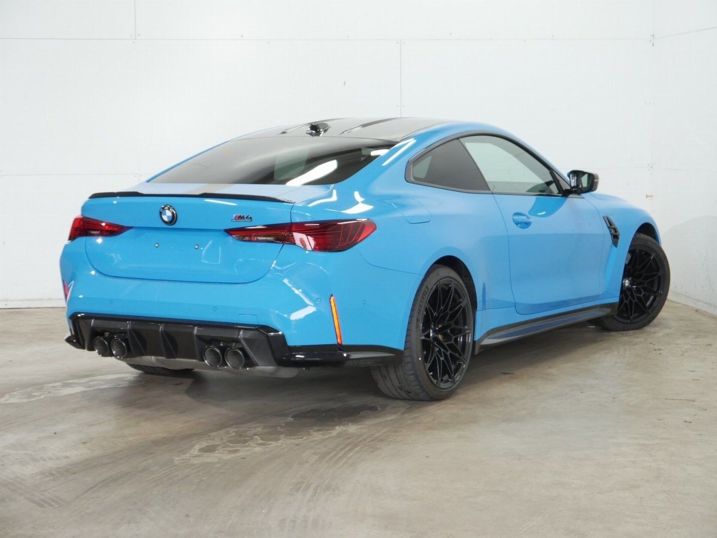 Fahrzeugabbildung BMW M4 Competition M xDrive Coupé M Drivers Package