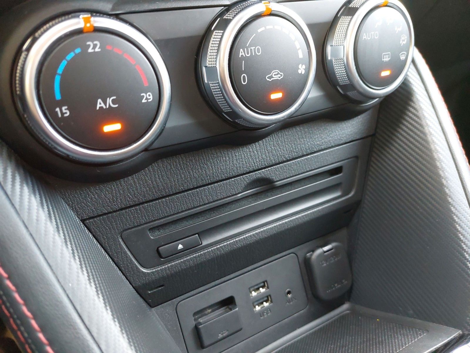 Mazda SPORTS-LINE SHZ PDC NAVI TEMPOMAT BLUETOOTH – Bild 17