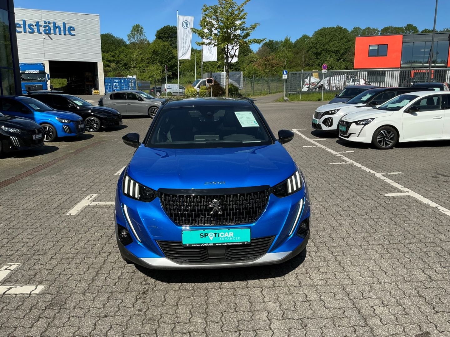 Peugeot 2008 GT BlueHDI 130 EAT8 *Schiebedach+ACC+Ganzja imagem 2