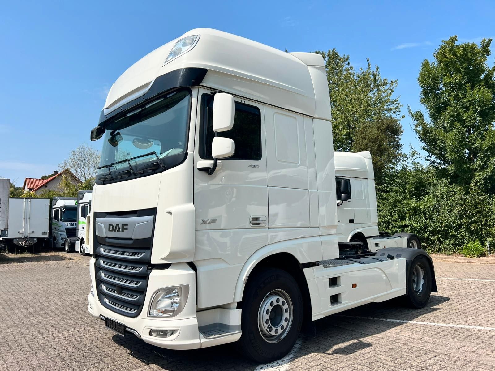 Fahrzeugabbildung DAF 2xStück XF 480 FT, Intarder, Bj.2021