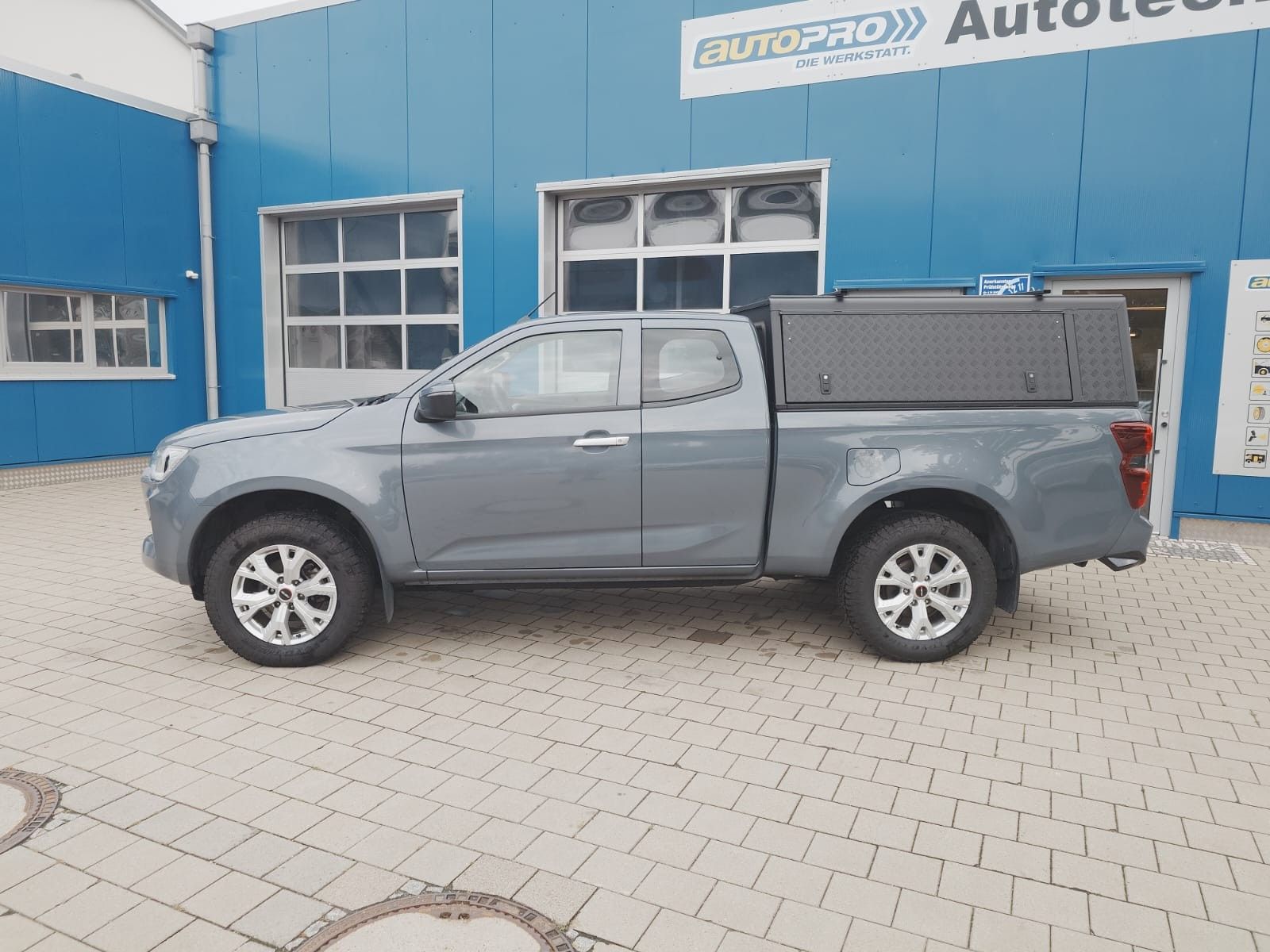 Isuzu D-Max Single Cab 4WD L imagem 2
