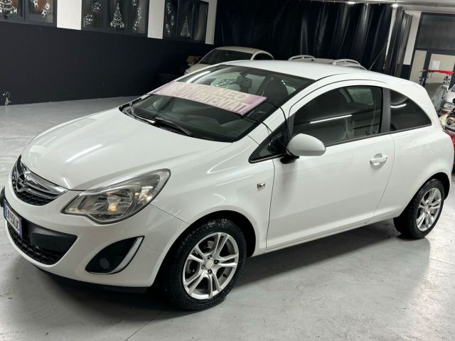 Opel Corsa 1.2 Benzina Neopatentati 2012