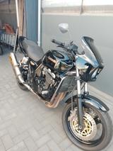 Kawasaki ZRX 1100