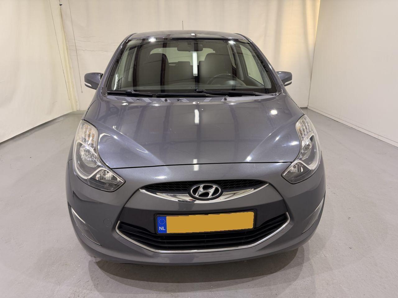 Hyundai ix20 2011 — engine 1.400 cm³, 90 HP (66kW)