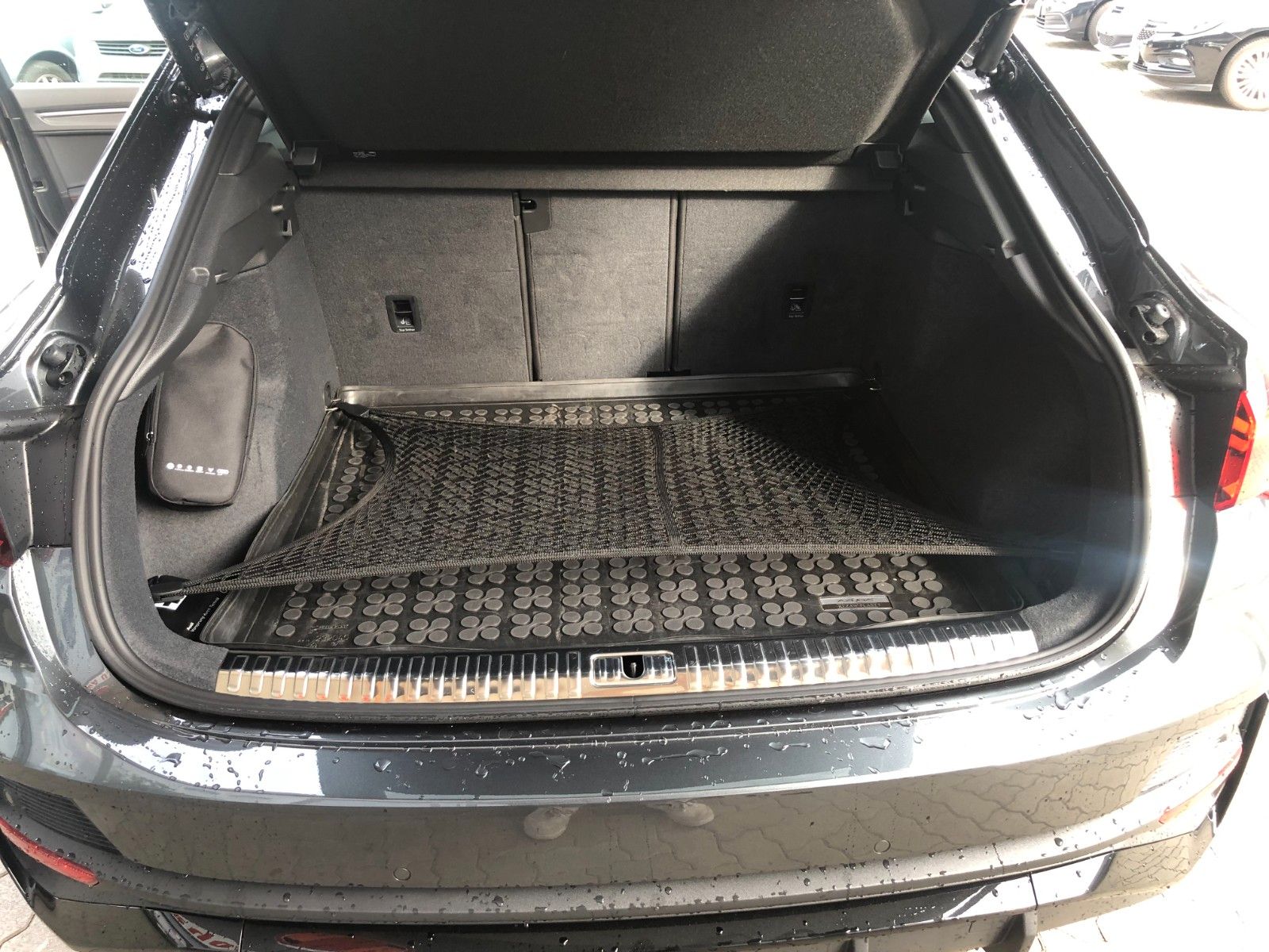 Fahrzeugabbildung Audi Q3 Sportback 35 TFSI S line