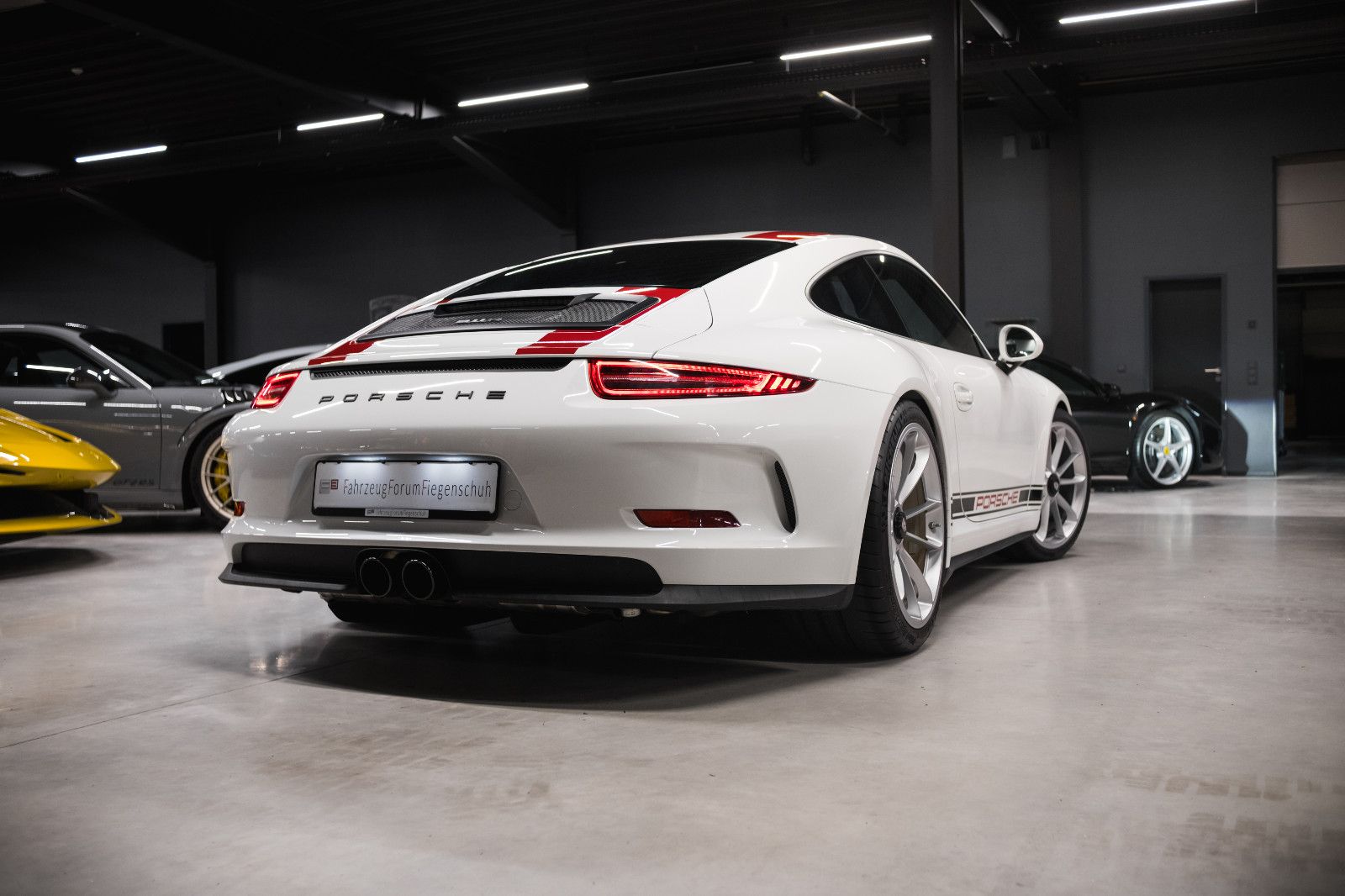 Fahrzeugabbildung Porsche 991/911R-dt. Auto-117 KM!!!-Lift-BOSE-Navi-DAB