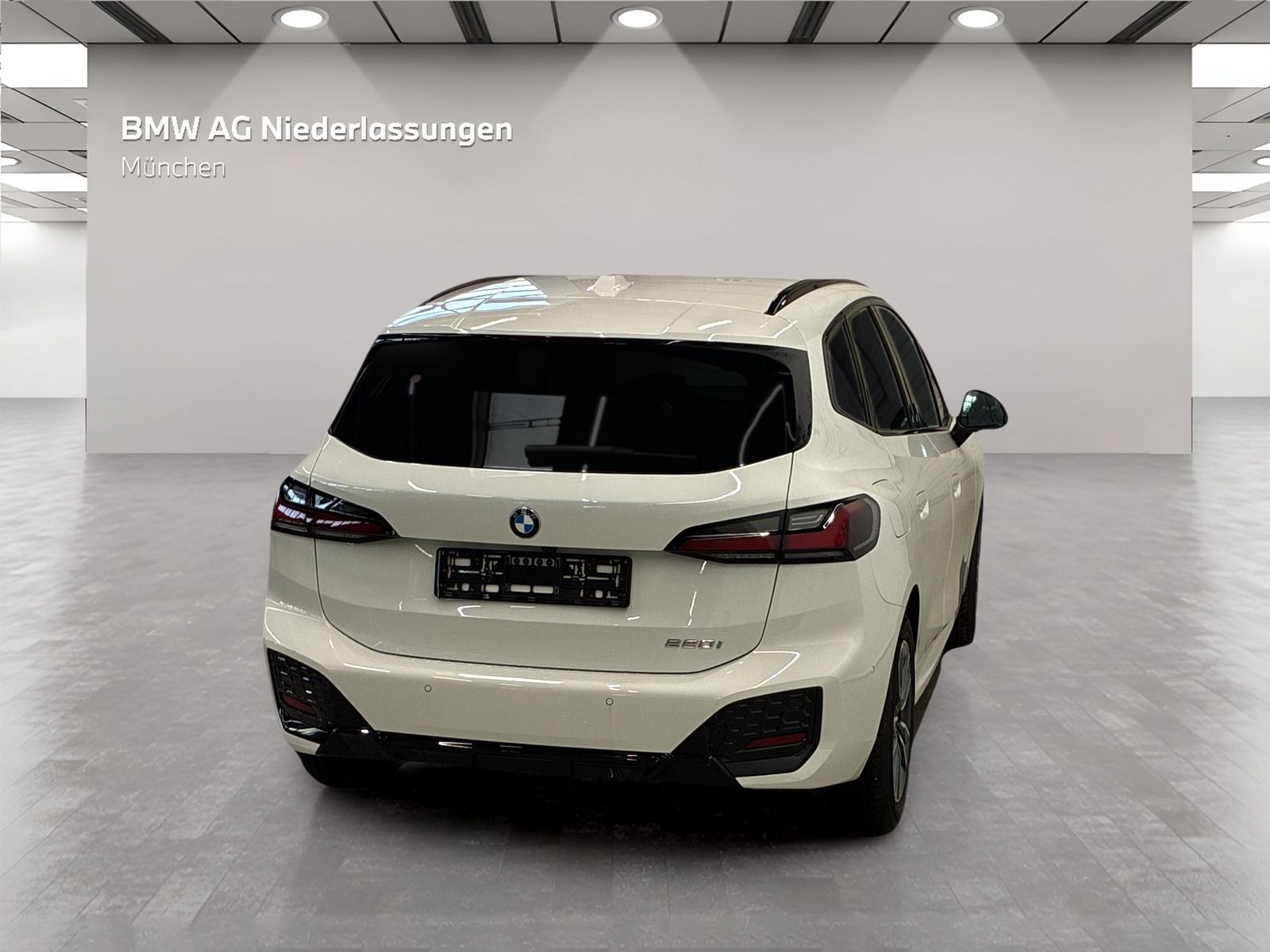 BMW 220 Active Tourer - Bild 4