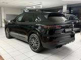 Porsche Cayenne PANO MEMORY BOSE 360KAM CARPLAY AHK 21" - gebrauchte Porsche Cayenne aus dem Jahr 2022