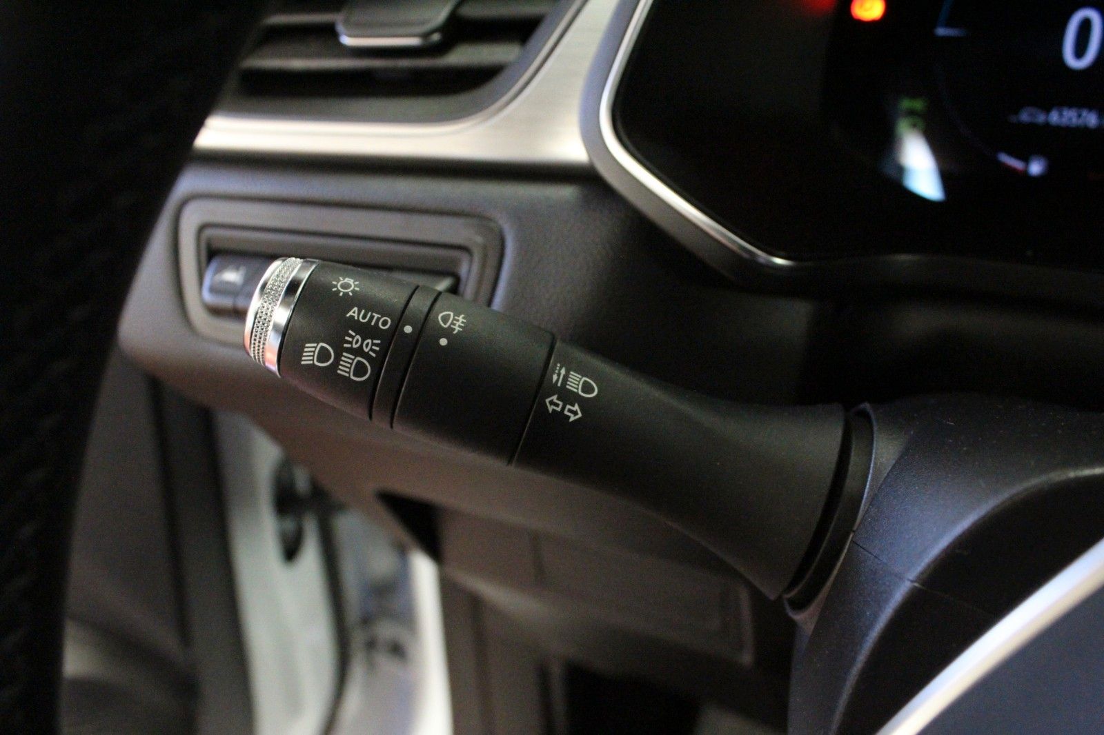 Fahrzeugabbildung Renault Captur E-Tech Plug-in 160 Plug in Hybrid