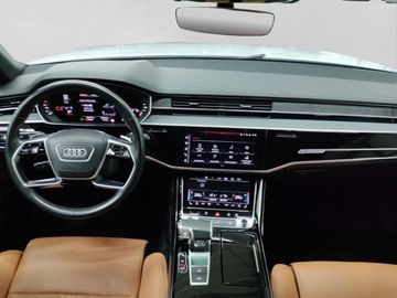 Audi A8 - 5