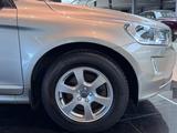Volvo XC60 Kinetic 2WD PDC Tempo Navi S-Heft Business - Volvo: X