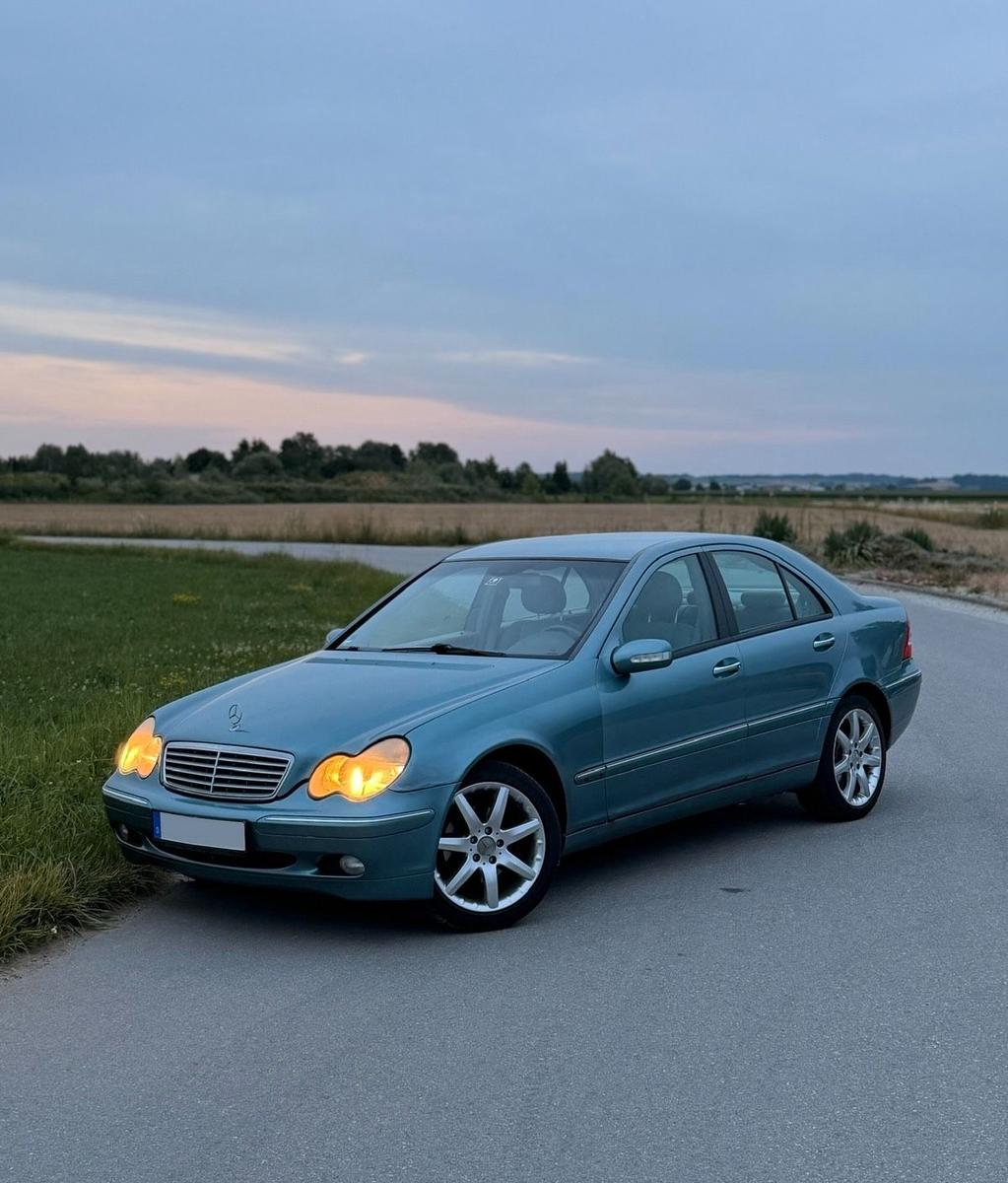Mercedes-Benz C 200