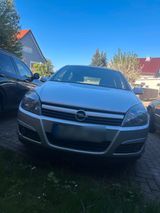 Opel Astra wenig neue Bremsen und Reifen - Opel Astra: Reifen