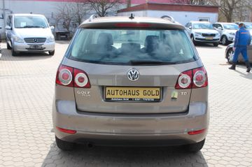 Volkswagen Golf - 6