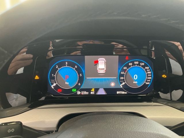 Fahrzeugabbildung Volkswagen Golf Variant 2.0 TDI SCR 4MOTION 147 kW ALLTRACK