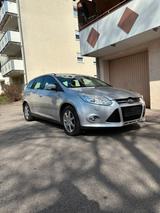 Ford Focus 2.0 TDCi Automatik | Navi | TÜV 2027 - Ford Focus aus 2012 mit Diesel-Antrieb: Kombi