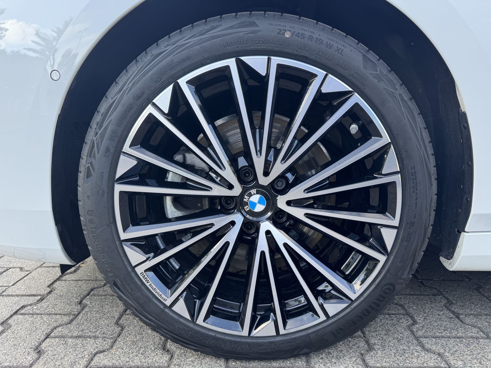BMW 223 Active Tourer - Bild 25