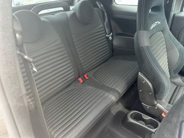 Fahrzeugabbildung Abarth 695 C Cabrio