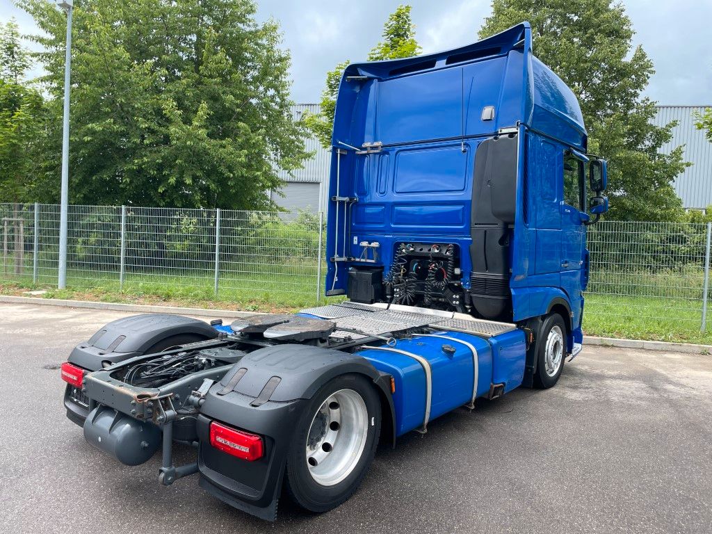 Fahrzeugabbildung DAF FT XF 530 SSC LD