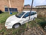 Ford Focus - Ford Focus aus 1999: Kombi