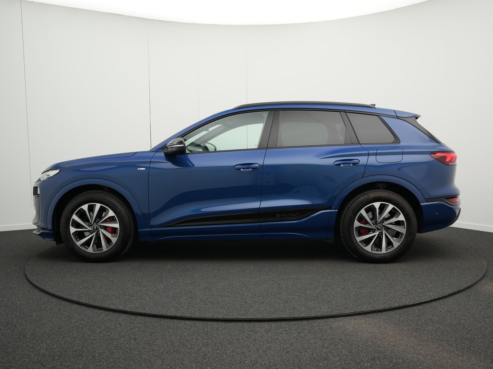 Audi Q6 e-tron - Bild 14