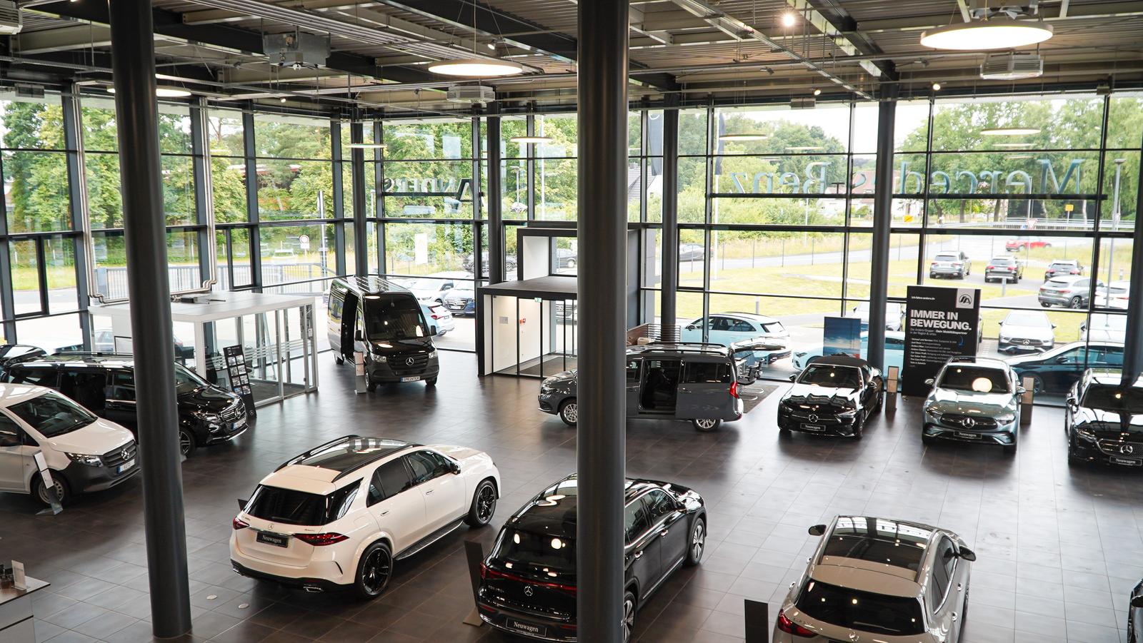 showroom-image-main