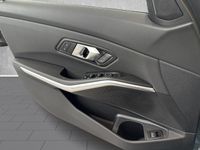 BMW 330 - Vorschau Bild 16