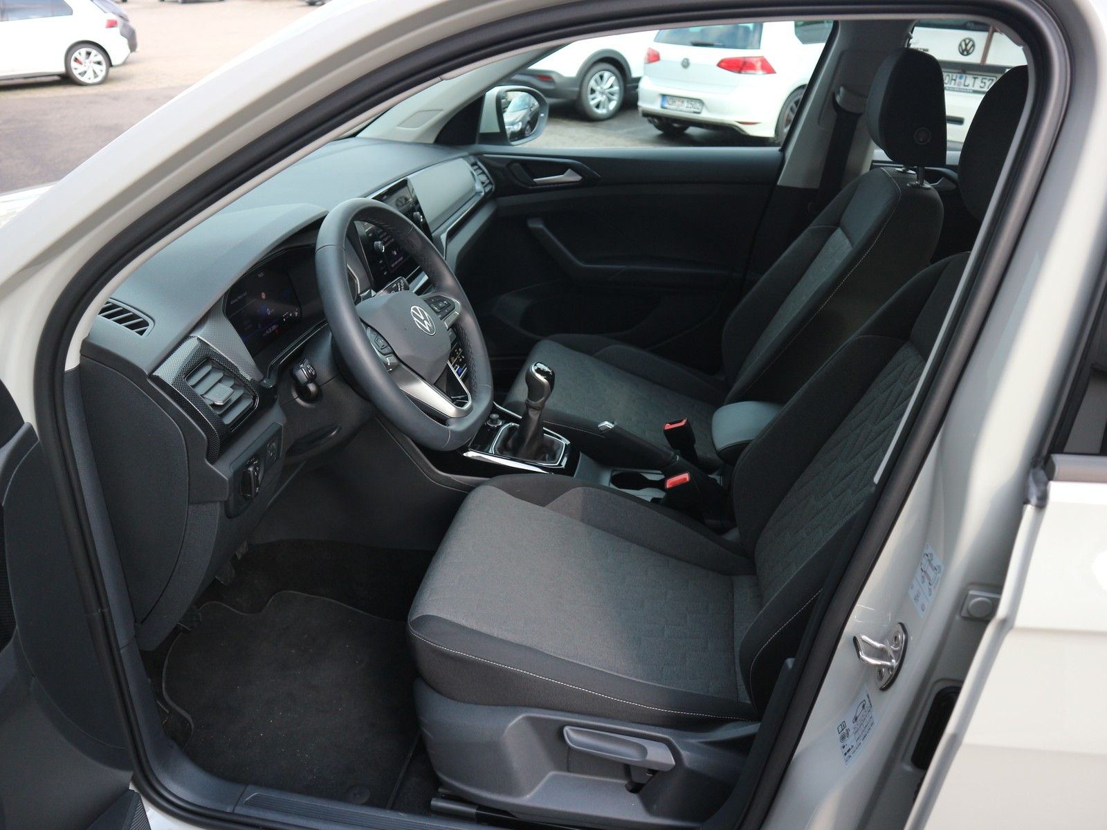 Volkswagen T-Cross - Bild 9
